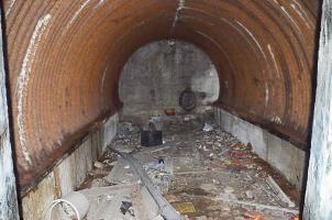 Ligne Maginot - RIXHEIM EST (10° RIF PUIS 105° DIF) - (PC de Secteur) - Première alvéole.
Les alvéoles, au nombre de trois, ont leur entrée sur le couloir. Il n'y a plus d'équipement en place.