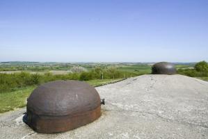 Ligne Maginot - ROHRBACH - FORT CASSO - (Ouvrage d'infanterie) - Bloc 2
Cloches AM (1er plan) et GFM (derrière)