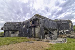 Ligne Maginot - ROHRBACH - FORT CASSO - (Ouvrage d'infanterie) - Bloc 3
L'imposant bloc est une casemate d'infanterie double flanquant vers l'ouest comme vers l'est.