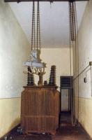 Ligne Maginot - GOETZENBRUCK - (Infrastructures électriques) - Transformateur de secours monophasé ALS'THOM de 500 KVA 
Photographie faite avec l'autorisation de EDF.