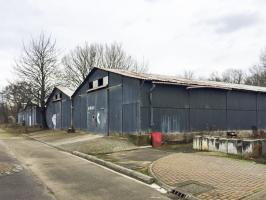 Ligne Maginot - FORT JOFFRE - (Dépôt du Génie) - Hangars sur l'aile gauche du glacis