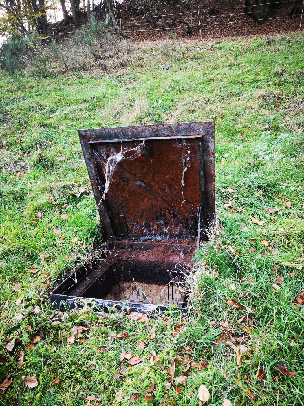 Ligne Maginot - BV2 - (Chambre de coupure) - La chambre de coupure ouverte. - DK-Antoine4