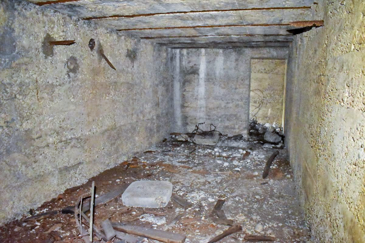 Ligne Maginot - STATION DE BANTZENHEIM 6 - (Abri) - Salle vue vers l'est - D.Froehly