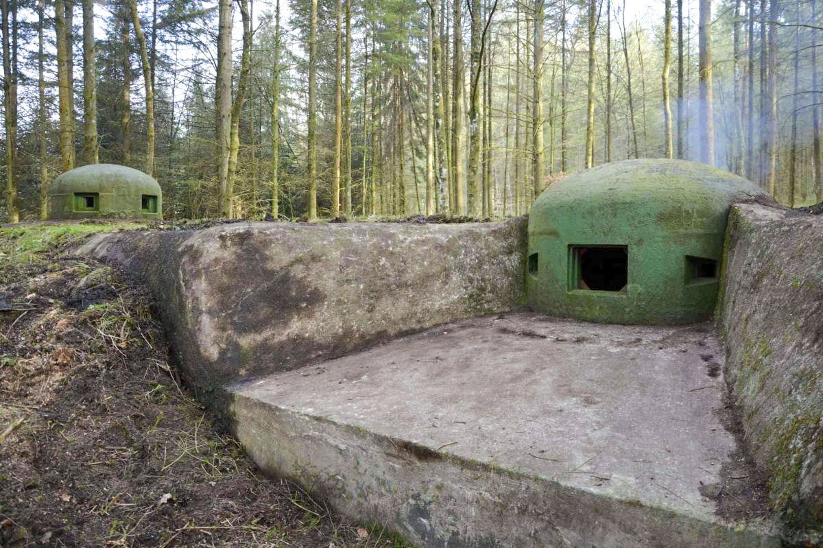 Ligne Maginot - WINECKERTHAL EST - (Casemate d'infanterie) - La cloche mitrailleuse et son créneau atypique - KEMMEL Dominique