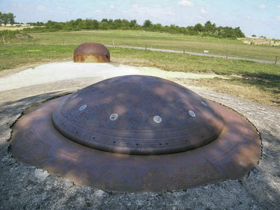 Ligne Maginot - BAMBESCH - A35 - (Ouvrage d'infanterie) - Bloc 1
Tourelle de mitrailleuses modifiée en AM - Lvcvlvs