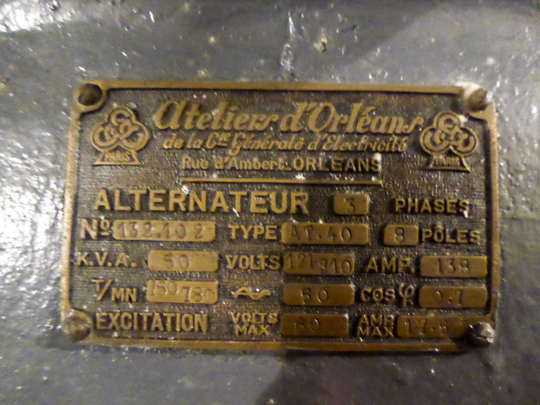Ligne Maginot - BAMBESCH - A35 - (Ouvrage d'infanterie) - Plaque constructeur de l'alternateur - ELLENA-CUNY