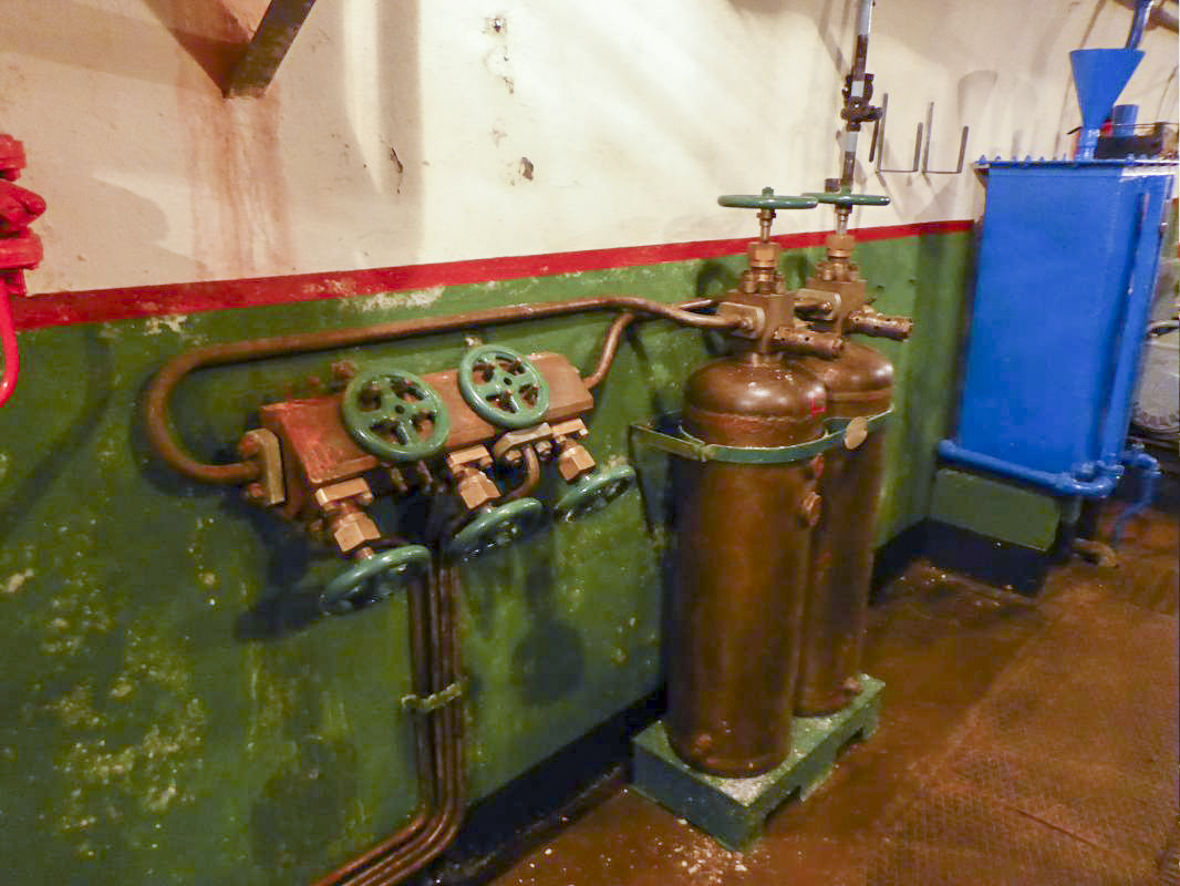 Ligne Maginot - BAMBESCH - A35 - (Ouvrage d'infanterie) - Bouteilles d'air comprimé pour le démarrage des groupes - ELLENA-CUNY