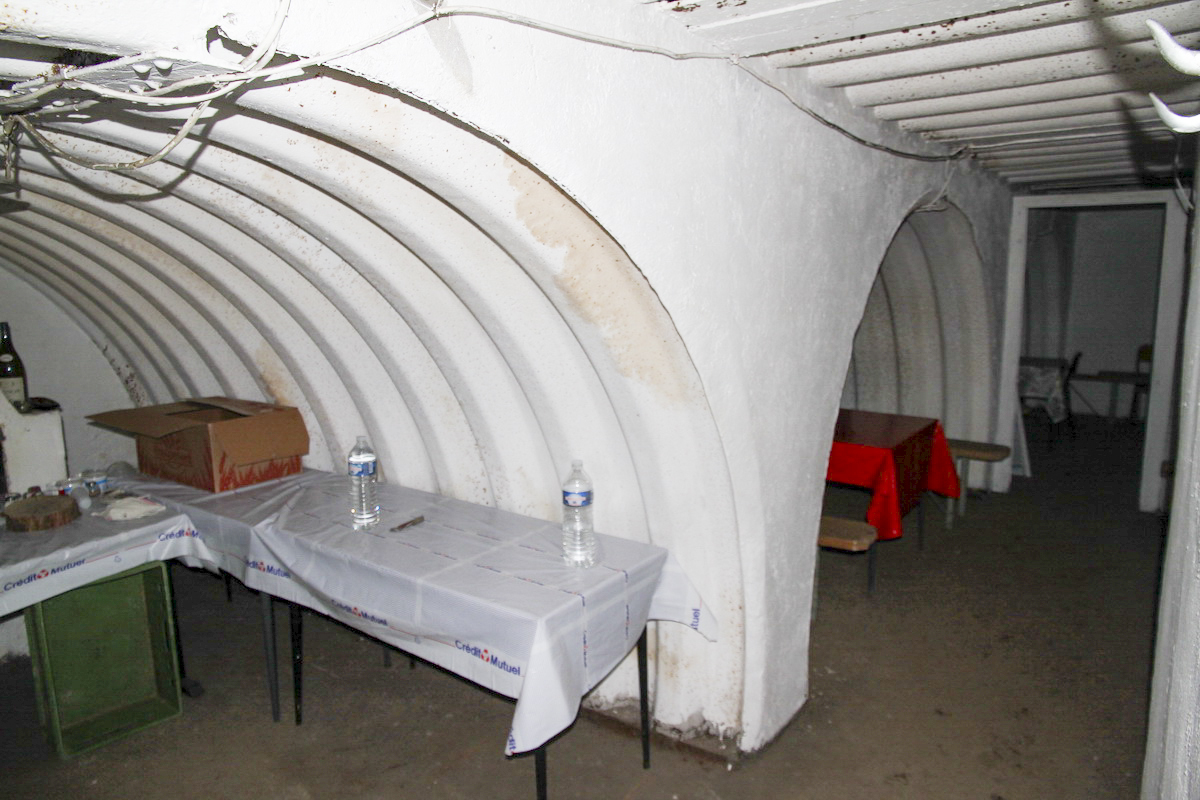 Ligne Maginot - SCHLOSSWEG NORD-OUEST (II/10° RIF ET 8° BM) - (PC de Quartier) -  - Alain Perouffe