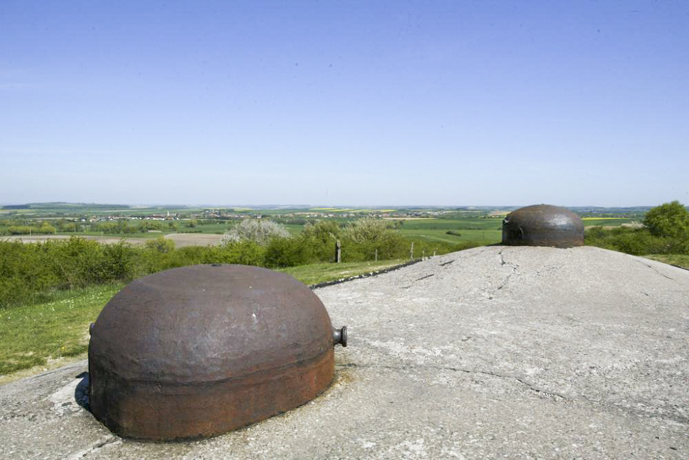 Ligne Maginot - ROHRBACH - FORT CASSO - (Ouvrage d'infanterie) - Bloc 2
Cloches AM (1er plan) et GFM (derrière) - Jean Claude KANNY