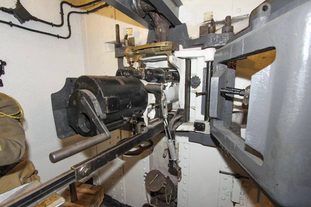 Ligne Maginot - ROHRBACH - FORT CASSO - (Ouvrage d'infanterie) - Bloc 3
La chambre de tir - GRAMI
