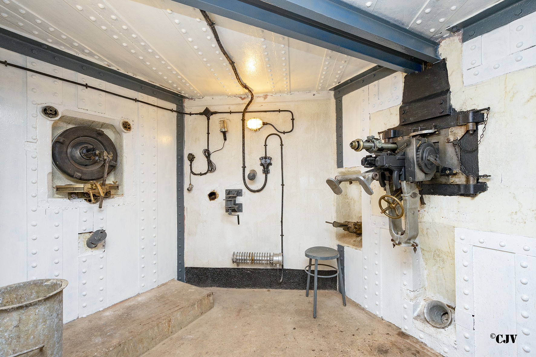 Ligne Maginot - ROHRBACH - FORT CASSO - (Ouvrage d'infanterie) - Bloc 3
La deuxième chambre de tir - Lia VERMEULEN