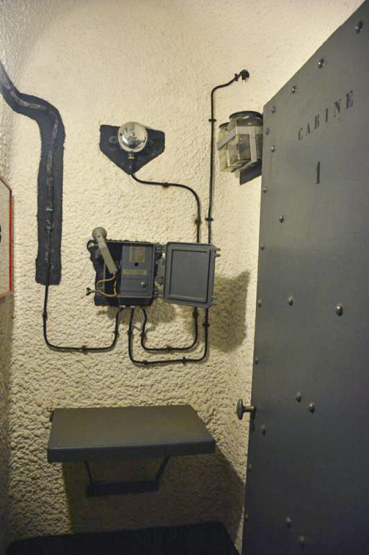 Ligne Maginot - ROHRBACH - FORT CASSO - (Ouvrage d'infanterie) - Central téléphonique
La cabine à message de l'ouvrage - LAMBERT Pascal