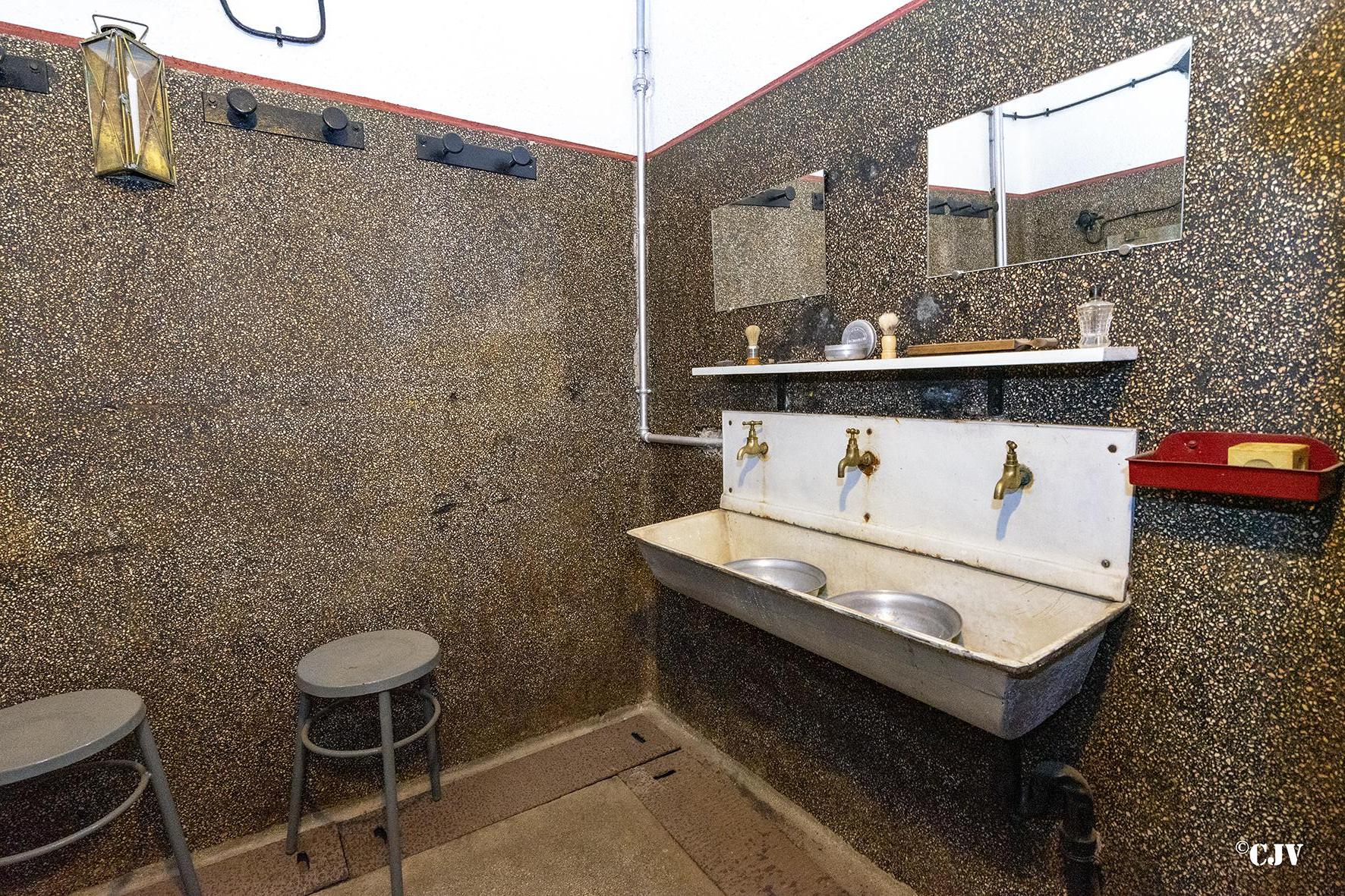 Ligne Maginot - ROHRBACH - FORT CASSO - (Ouvrage d'infanterie) - Un lavabo - Lia VERMEULEN