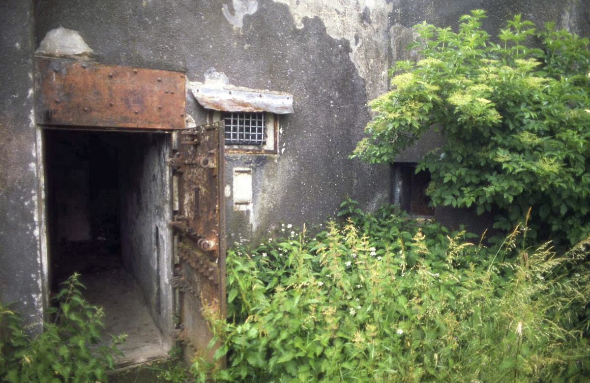 Ligne Maginot - 49/3 - BALGAU SUD - (Casemate d'infanterie - double) - La casemate en 1999 - Valentin Hemmert