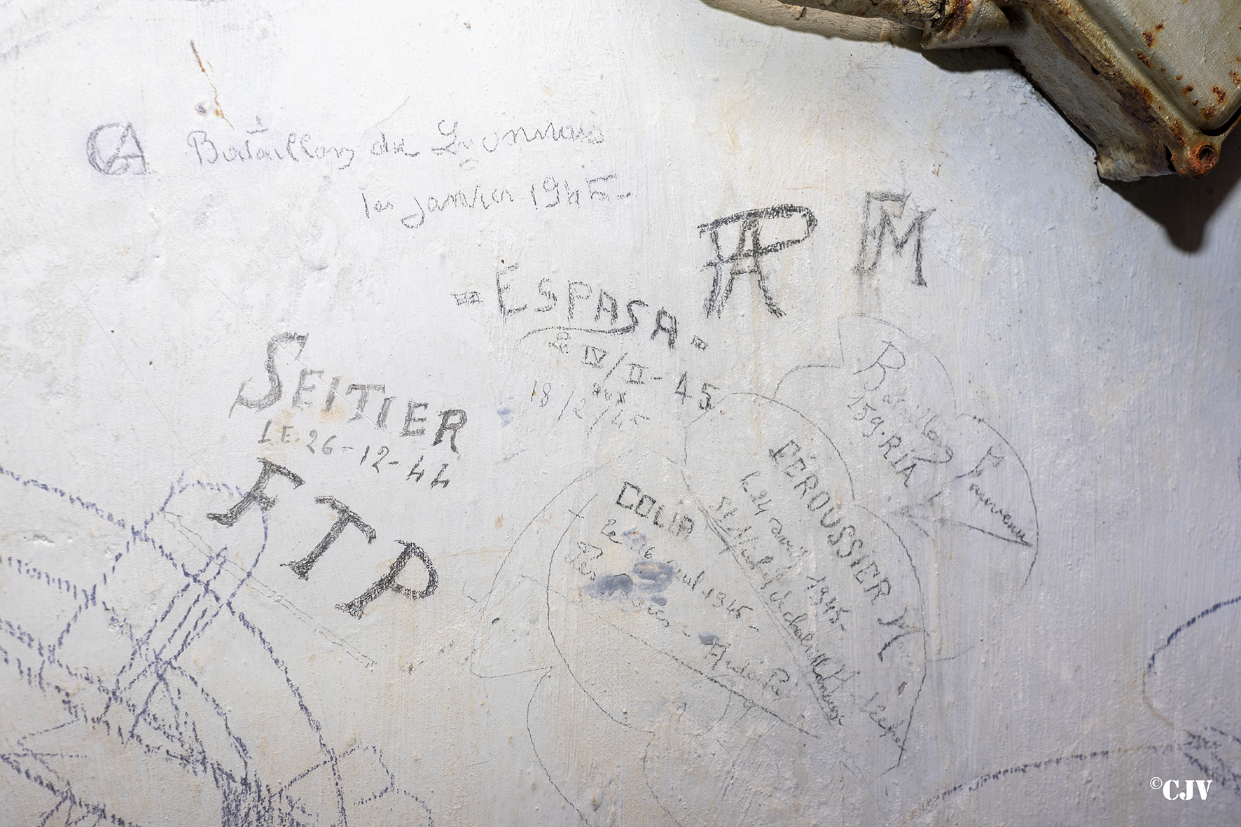 Ligne Maginot - LAVOIR - (Ouvrage d'artillerie) - Bloc 4 
Graffiti - Lia VERMEULEN