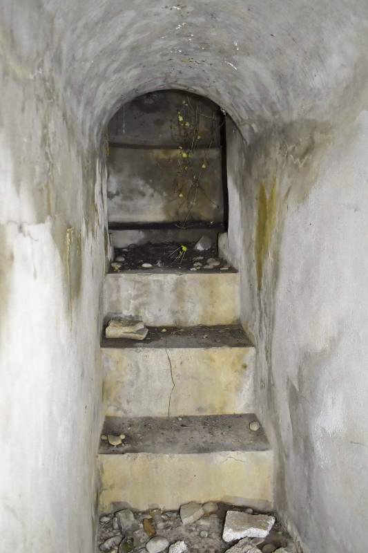 Ligne Maginot - ECLUSE 53 NORD - (Blockhaus pour arme infanterie) - L'accès au coupole sud - D. Froehly