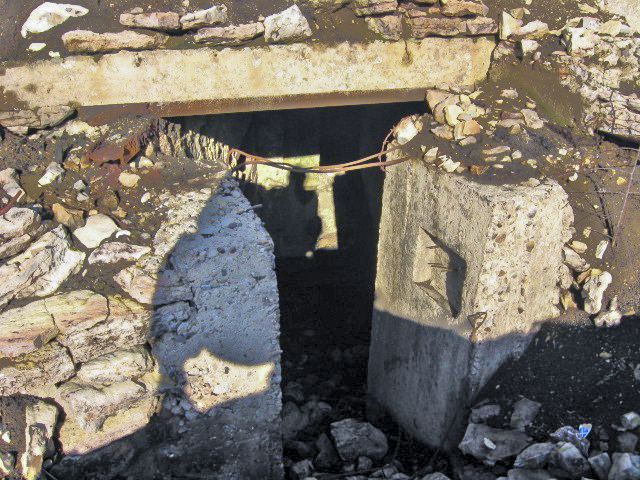 Ligne Maginot - SCHITTEFELD 4 - (Blockhaus pour arme infanterie) - L'entrée de l'abri - Christian LENHARD