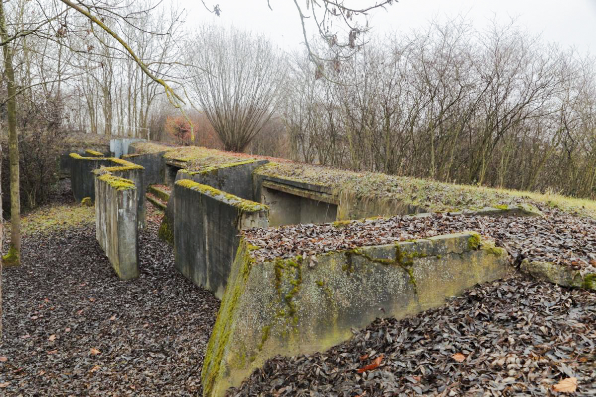 Ligne Maginot - HEITEREN (PC II/28° RIF) - (PC de Quartier) - Le parapet d'infanterie - Les Gardiens du Rhin