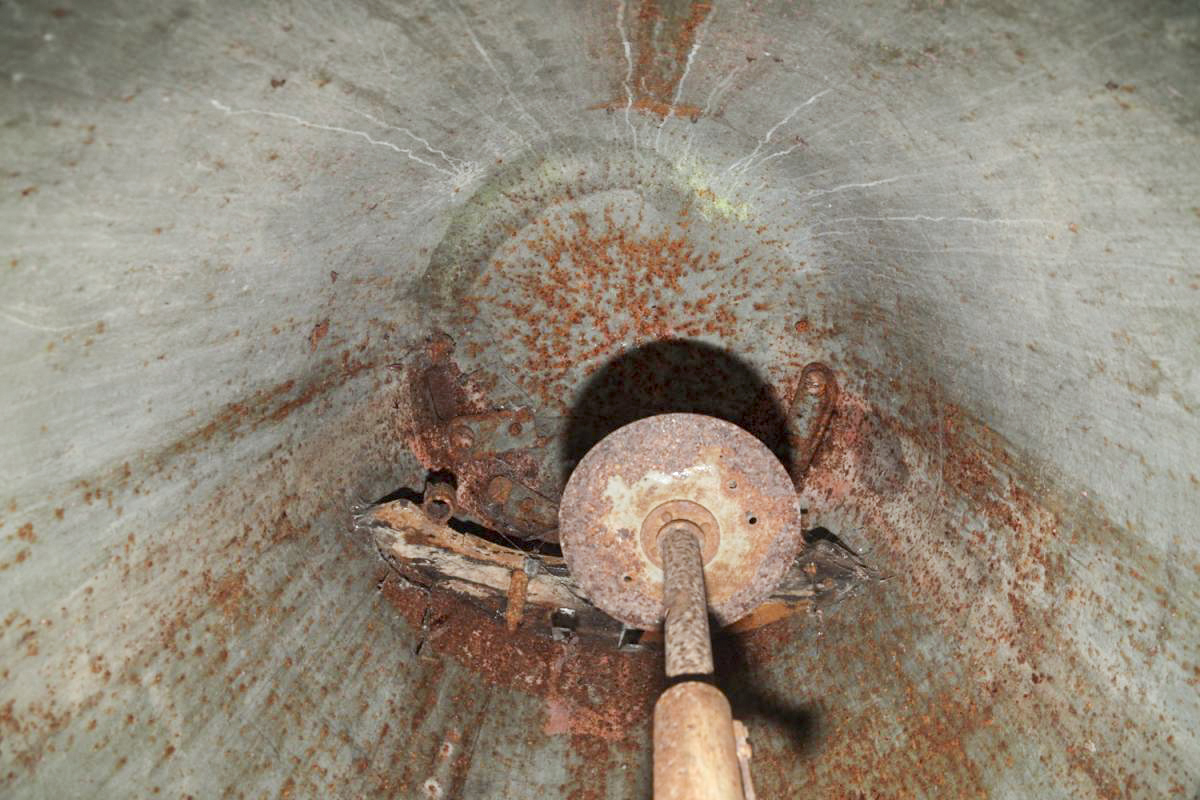 Ligne Maginot - HEITEREN (PC II/28° RIF) - (PC de Quartier) - La cloche de guet de l'ouvrage de tête - Les Gardiens du Rhin