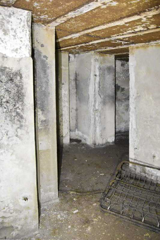 Ligne Maginot - OBERFELD - (Poste de Secours) - Couloir de répartition sud vers les différentes salles - D.Froehly