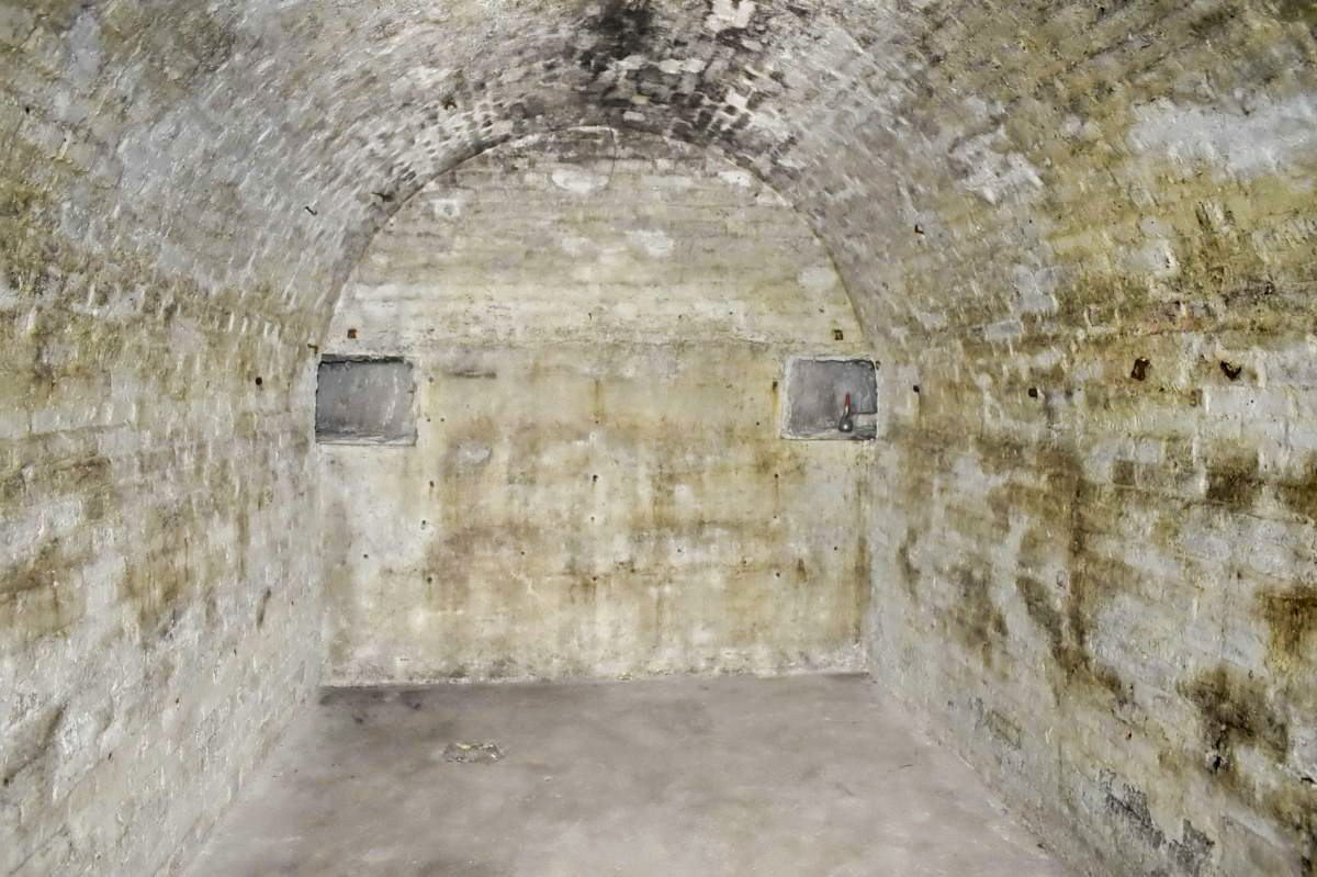 Ligne Maginot - TOUR BASTIONNEE 4 (CEFV N°1/I/28° RIF) - (PC) - Poudrière, vue vers l'intérieur - D.Froehly
