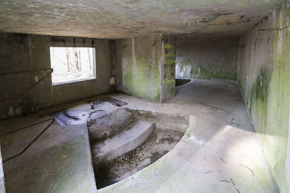 Ligne Maginot - WINDSTEIN - (Casemate d'artillerie) - La premiére chambre de tir - GRAMI