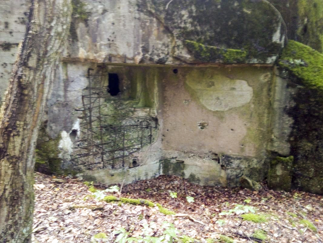 Ligne Maginot - MARKBACH - (Blockhaus pour arme infanterie) - Chambre de tir Est - donceuh