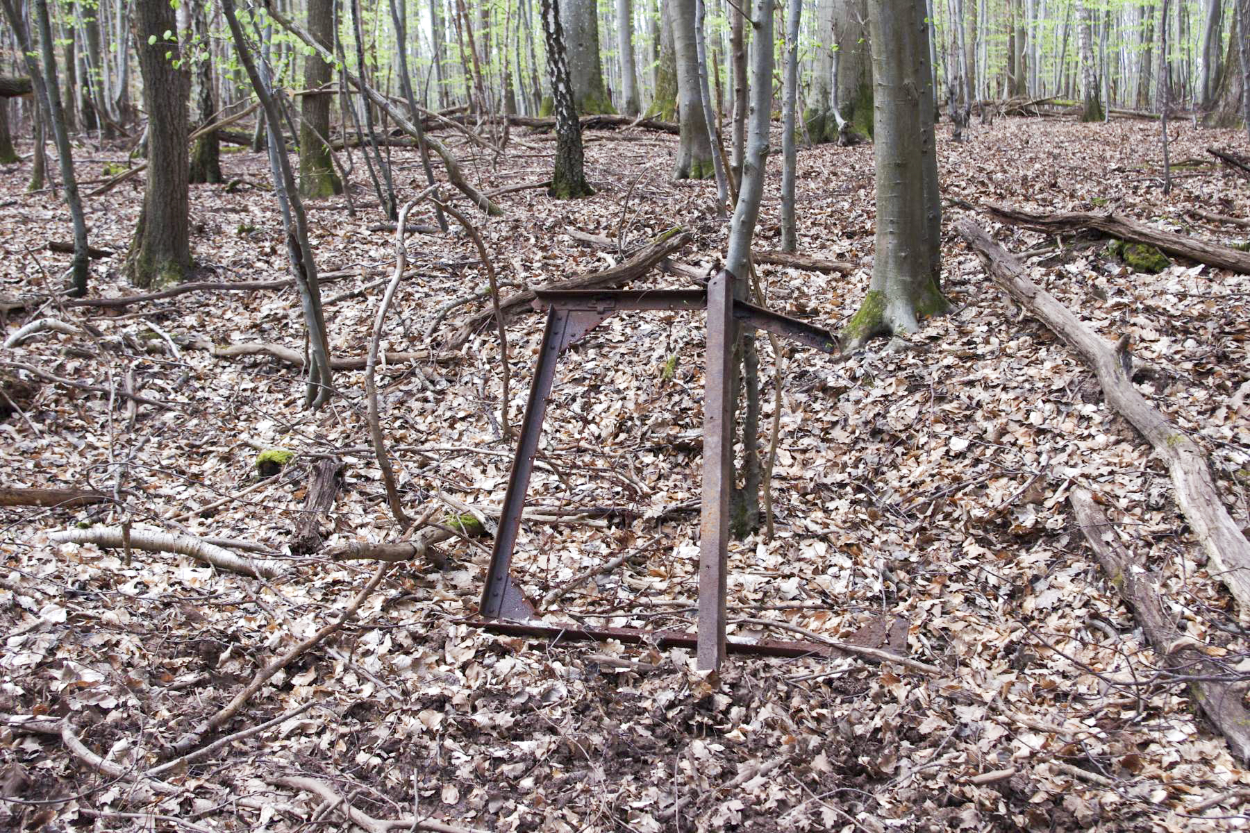 Ligne Maginot - VERRERIE - (Blockhaus pour arme infanterie) - Un portail du réseau défensif - STENGER Mathieu