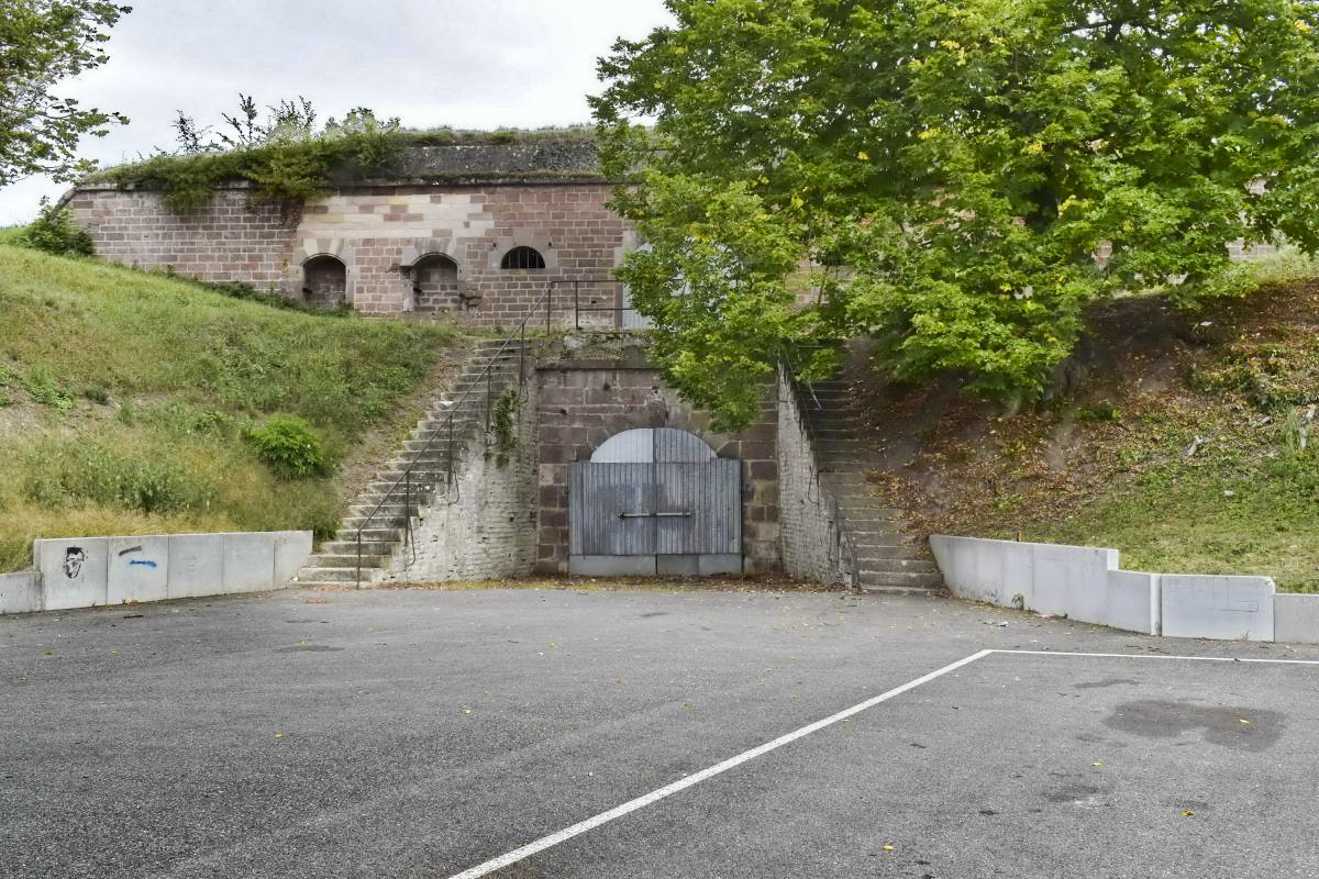 Ligne Maginot - TOUR BASTIONNEE 7 (I/28° RIF) - (PC de Quartier) - Vue d'ensemble - D.Froehly