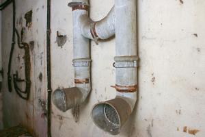 Ligne Maginot - SOETRICH - A11 - (Ouvrage d'artillerie) - Bloc 2
Tubes acoustiques pour la communication entre les observateurs (cloches VDP et GFM) et le bureau des observateurs du bloc