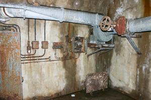 Ligne Maginot - SOETRICH - A11 - (Ouvrage d'artillerie) - Bloc 3
Le bas du bloc, ventilation