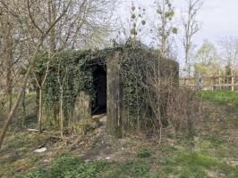 Ligne Maginot - ECLUSE 83 1 - (Blockhaus pour canon) - Façade arrière et entrée