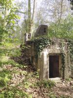 Ligne Maginot - HAUTE DIGUE 5 - (Blockhaus pour arme infanterie) - Placée de l'autre coté de la digue et défilée aux vues de l'ennemi