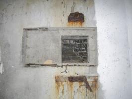 Ligne Maginot - HAUTE DIGUE 9 - (Blockhaus pour arme infanterie) - Chambre de tir
Créneau mitrailleuse droit