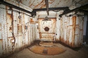 Ligne Maginot - HOCHWALD - (Ouvrage d'artillerie) - Bloc 13
Emplacement pour un obusier de 135 mm sous casemate