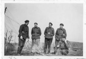 Ligne Maginot - H7 ( Chambre de coupure ) - Equipe d'entretien du réseau téléphonique  en 1939
Boite à coupure n°7 à Schoenenbourg