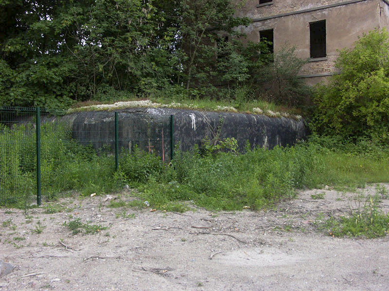 Ligne Maginot - 420C - DAVOUST (I° / 172° RIF) - (PC de Quartier) - Vue de l'arriére du PC accolé à la Caserne Dessaix - Pascal LAMBERT