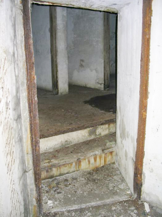 Ligne Maginot - 420C - DAVOUST (I° / 172° RIF) - (PC de Quartier) - Accès de l'abri depuis la galerie - Antoine SCHOEN