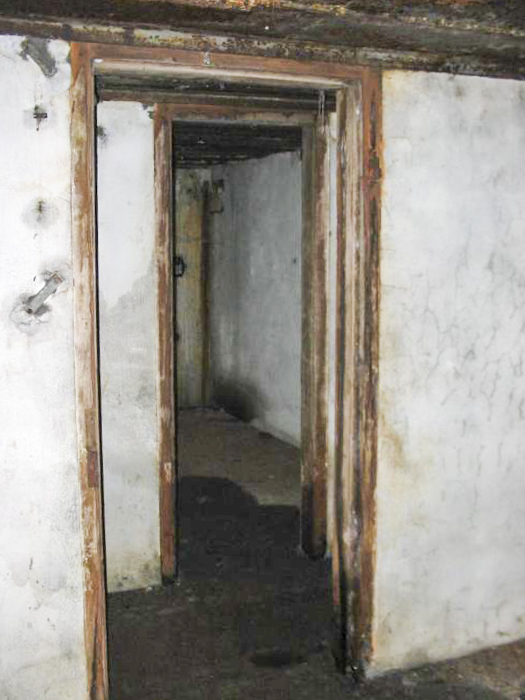 Ligne Maginot - 420C - DAVOUST (I° / 172° RIF) - (PC de Quartier) - Porte intérieure - Antoine SCHOEN