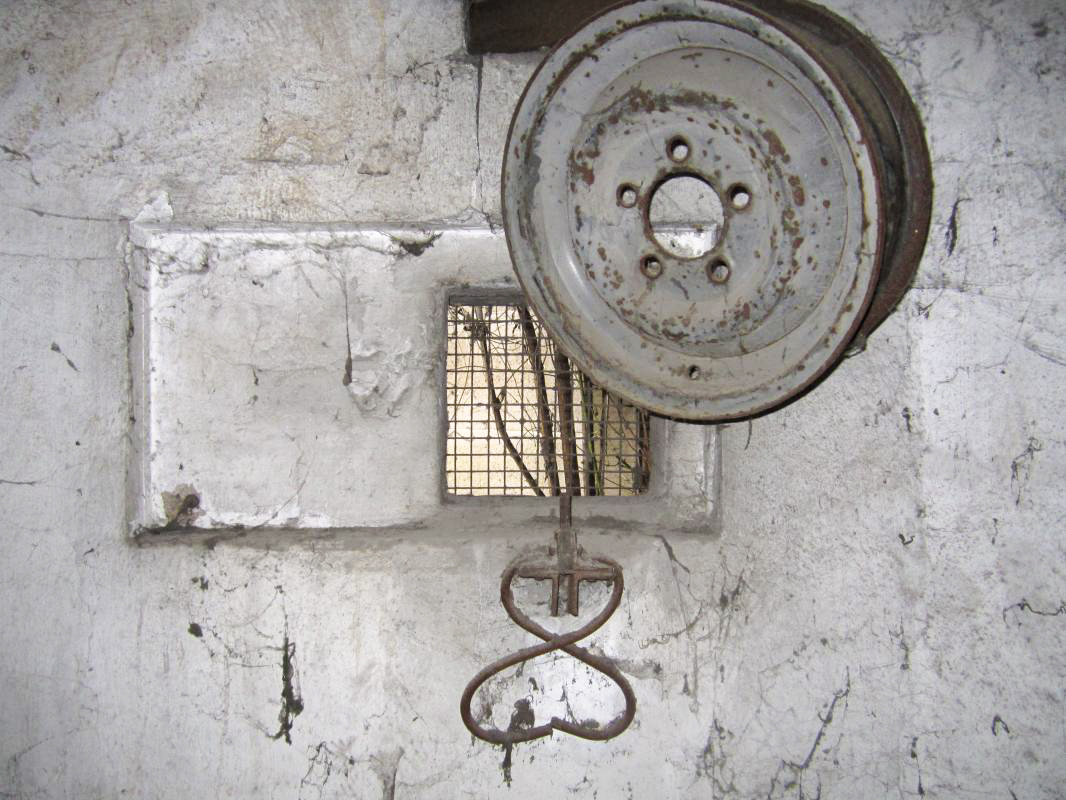 Ligne Maginot - PORT DU RHIN CENTRE 11 - (Blockhaus pour arme infanterie) - Créneau nord - Les Gardiens du Rhin