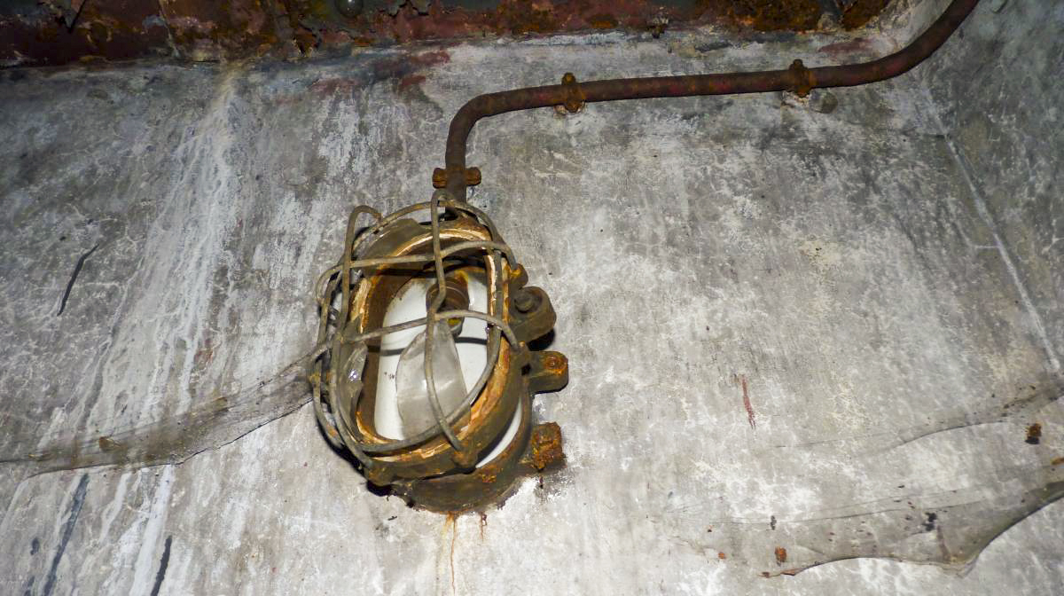 Ligne Maginot - FROHMUHL (PC DU QUARTIER KAPELLENHOF - II/153° RIF) - (Abri) - Lumières - Aditus