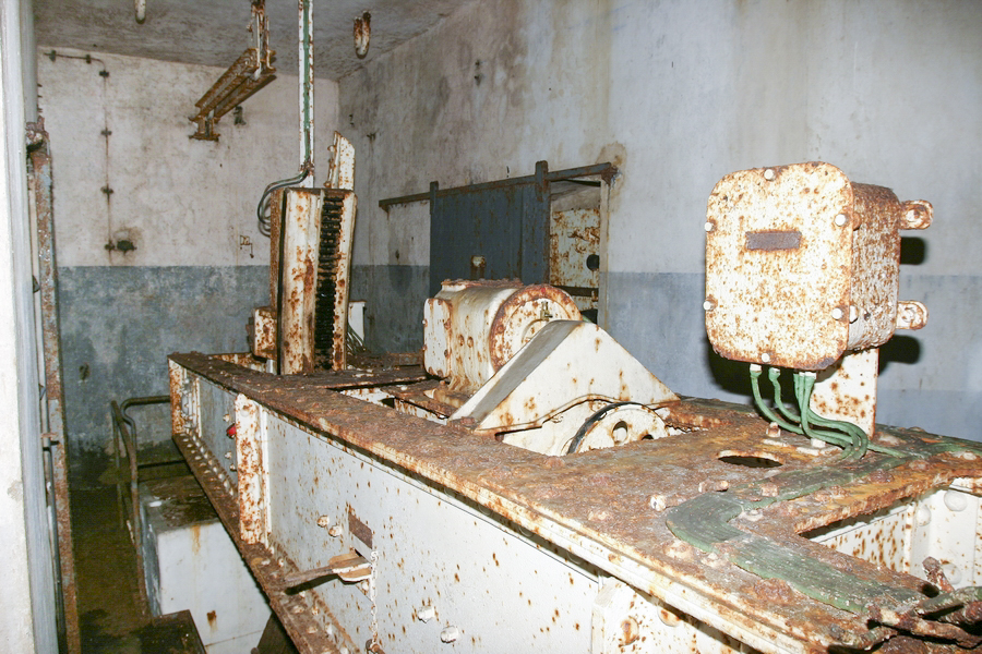 Ligne Maginot - SOETRICH - A11 - (Ouvrage d'artillerie) - Bloc 5
Etage inférieur - Le balancier de la tourelle - ZEIG Marc