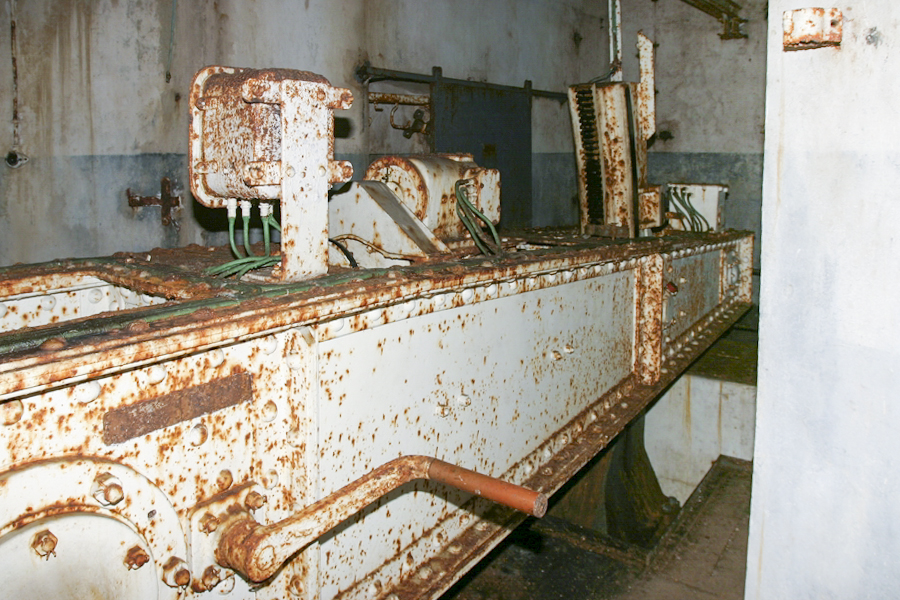 Ligne Maginot - SOETRICH - A11 - (Ouvrage d'artillerie) - Bloc 5
Etage inférieur - Le balancier de la tourelle - ZEIG Marc