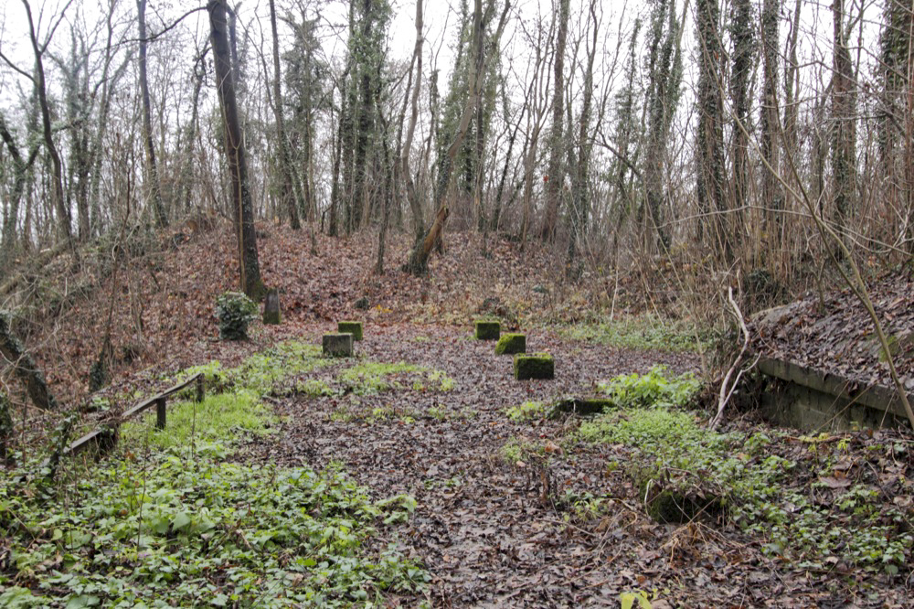 Ligne Maginot - FORT DUCROT - (PC de Secteur) - La carapace bétonnée qui protège le PC - Les Gardiens du Rhin