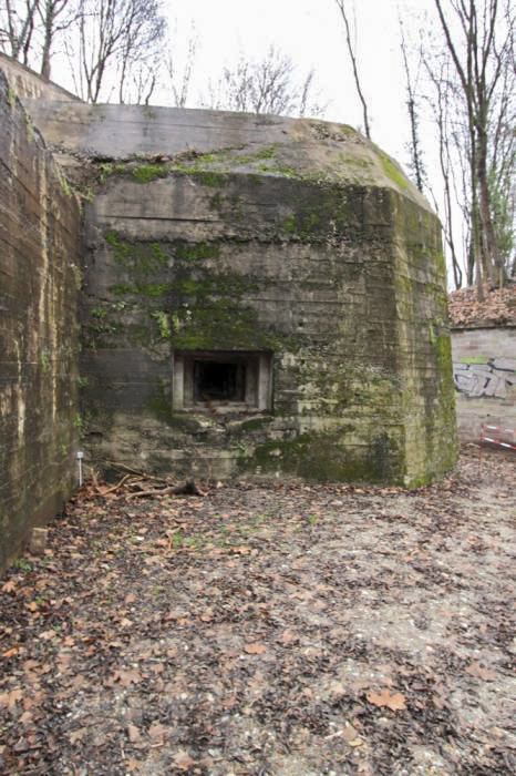Ligne Maginot - FORT DUCROT - (PC de Secteur) - La caponnière flanquant le fossé du front de gorge - Les Gardiens du Rhin
