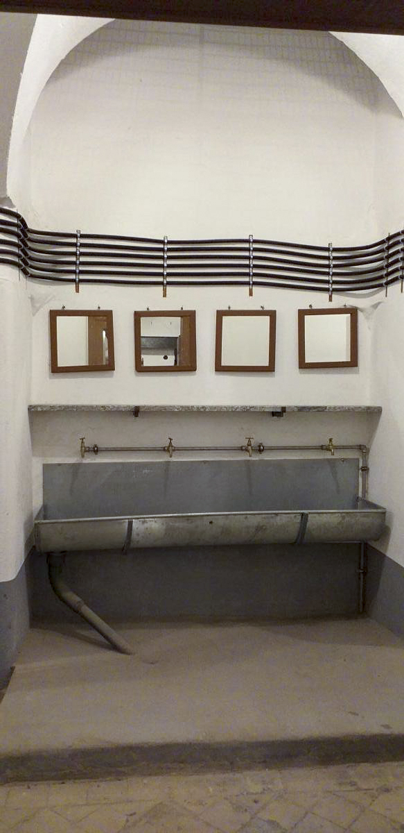 Ligne Maginot - FORT DUCROT - (PC de Secteur) - Lavabo - Les Gardiens du Rhin