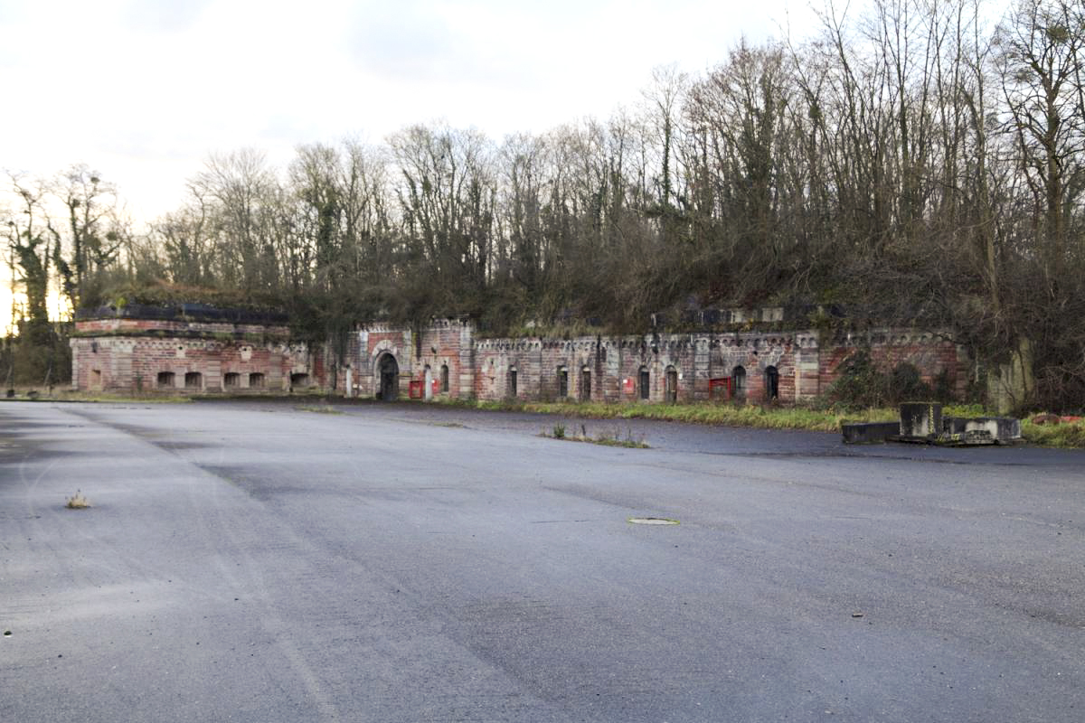 Ligne Maginot - FORT HOCHE - (Casernement) - Façade du Fort - A. SCHOEN