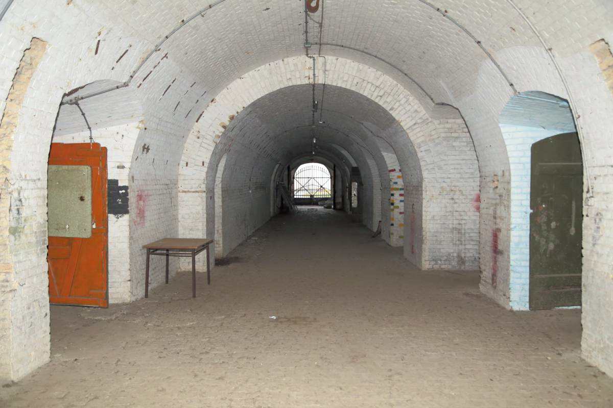 Ligne Maginot - FORT HOCHE - (Casernement) - La galerie principale - A. SCHOEN