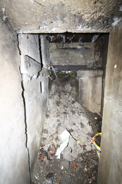 Ligne Maginot - POINT 126 - (PC de Sous-Quartier) - L'entrée annexe au sud-est - Les Gardiens du Rhin