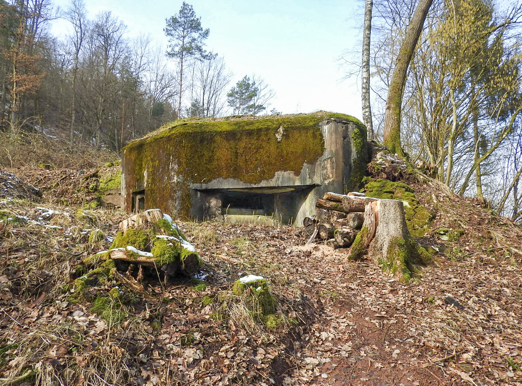 Ligne Maginot - LANGENACKER OUEST - (Blockhaus pour arme infanterie) - L'embrasure de flanquement Est - STENGER Mathieu
